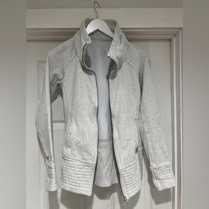 Lululemon light grey cotton jacket - size S